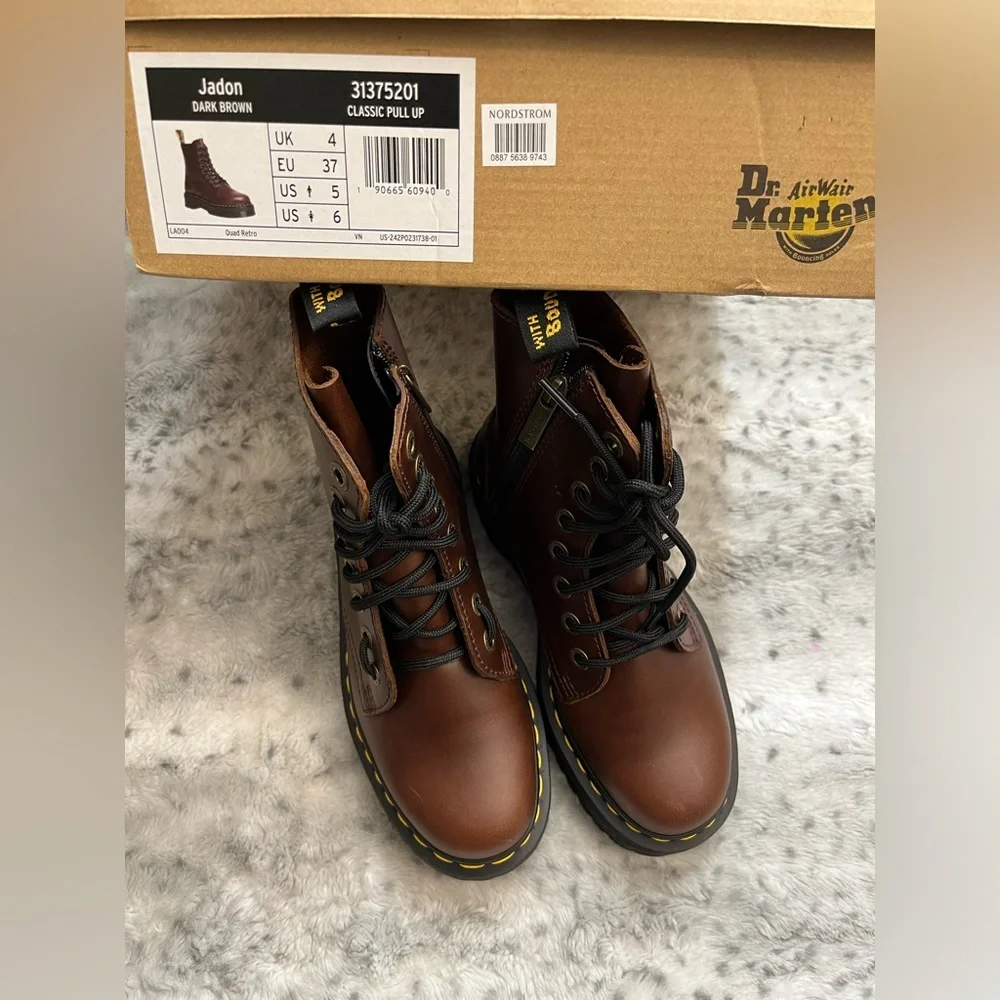 Dr. Martens Brown Ankle Boots Chunky Sole Lace-Up - Picture 8 of 12